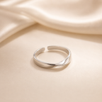 Zilvaré Éline Ring – Verstelbare 925 zilveren ring met elegante golfvorm