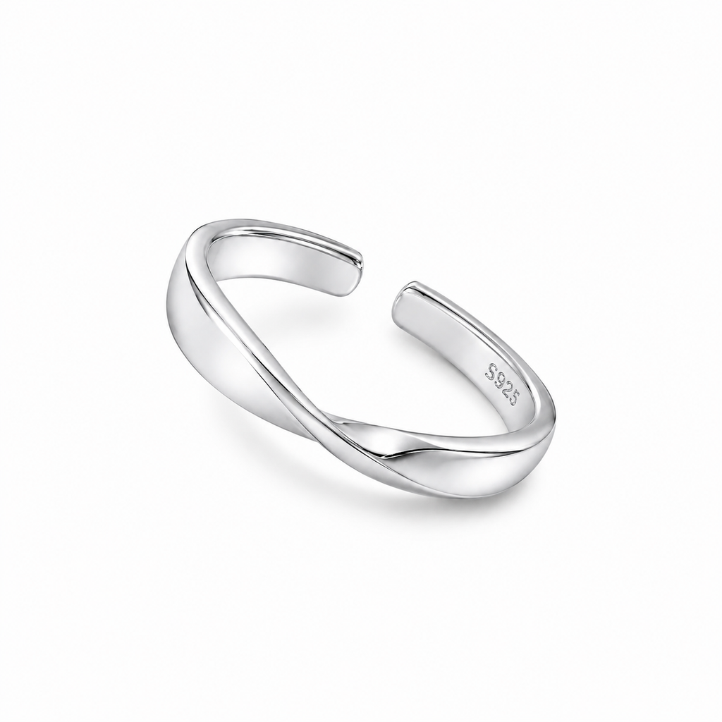 Zilvaré Éline Ring – Verstelbare 925 zilveren ring met elegante golfvorm