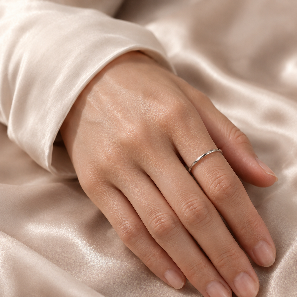 Zilvaré Vela Ring – Verstelbare elegantie in 925 sterling zilver