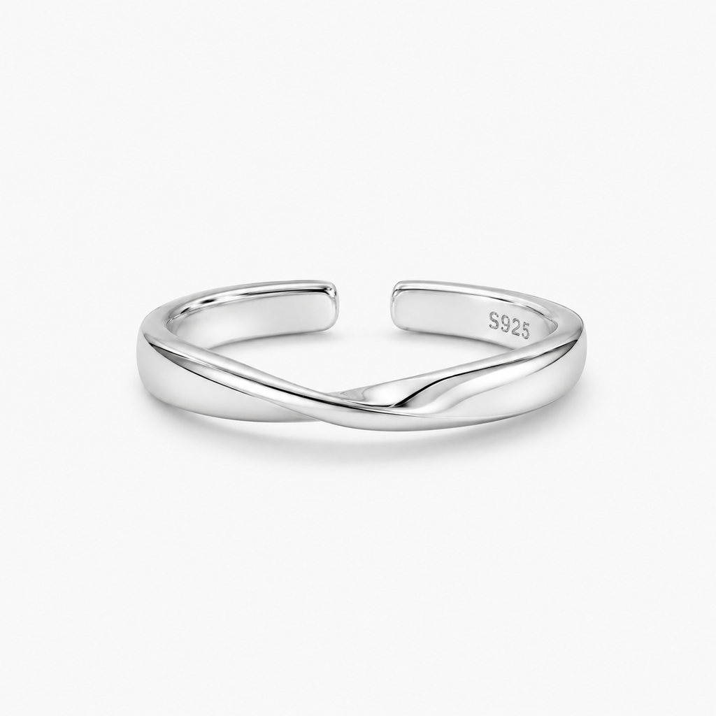 Zilvaré Éline Ring – Verstelbare 925 zilveren ring met elegante golfvorm