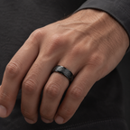 Zilvaré Mauro Ring - Roestvrijstalen ring met modern chevron design