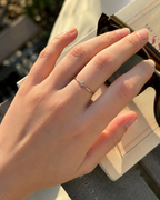 Zilvaré Amélie Ring - Verfijnde zilveren ring met subtiele zirkonia-steen